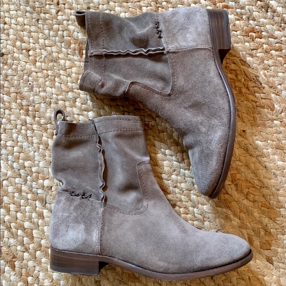 Frye Cara Short Booties